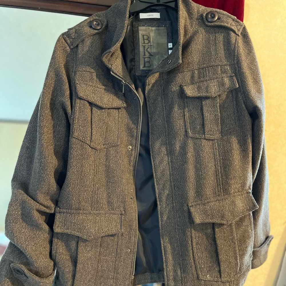 BKE men’s coat. Lightly worn